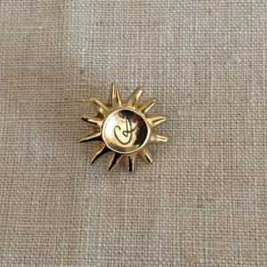 Pin’s Christian Lacroix Arthus Bertrand