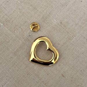 Pin’s coeur YSL