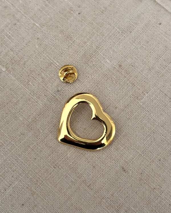 Pin's coeur YSL