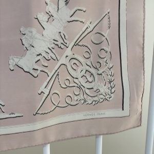 Carré Hermès 90