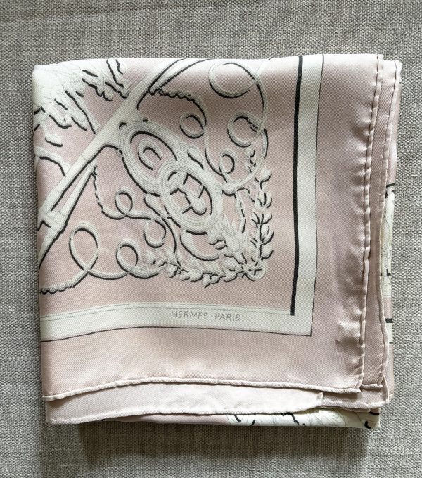 Carré Hermès 90