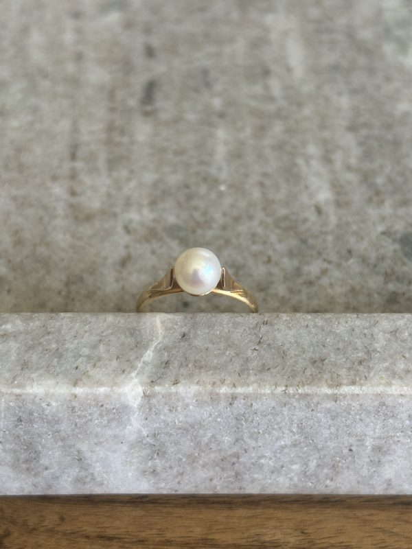 Bague en or et perle