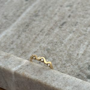 Bague en or anneau & diamants
