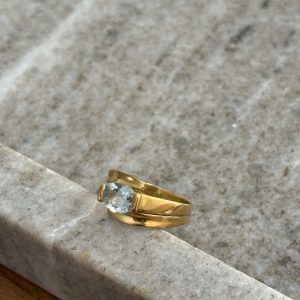 Bague en or & pierre