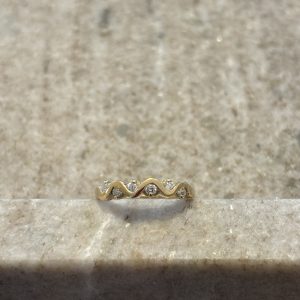 Bague en or anneau & diamants