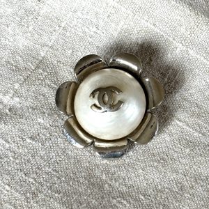 Broche Chanel vintage
