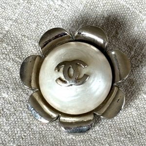Broche Chanel vintage