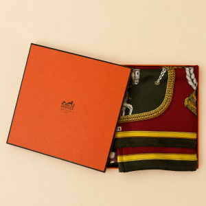 Foulard Hermès  » Grand Appat » avec sa boite
