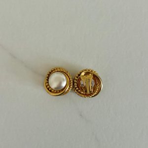 Boucles d&rsquo;oreilles clips vintage dorés